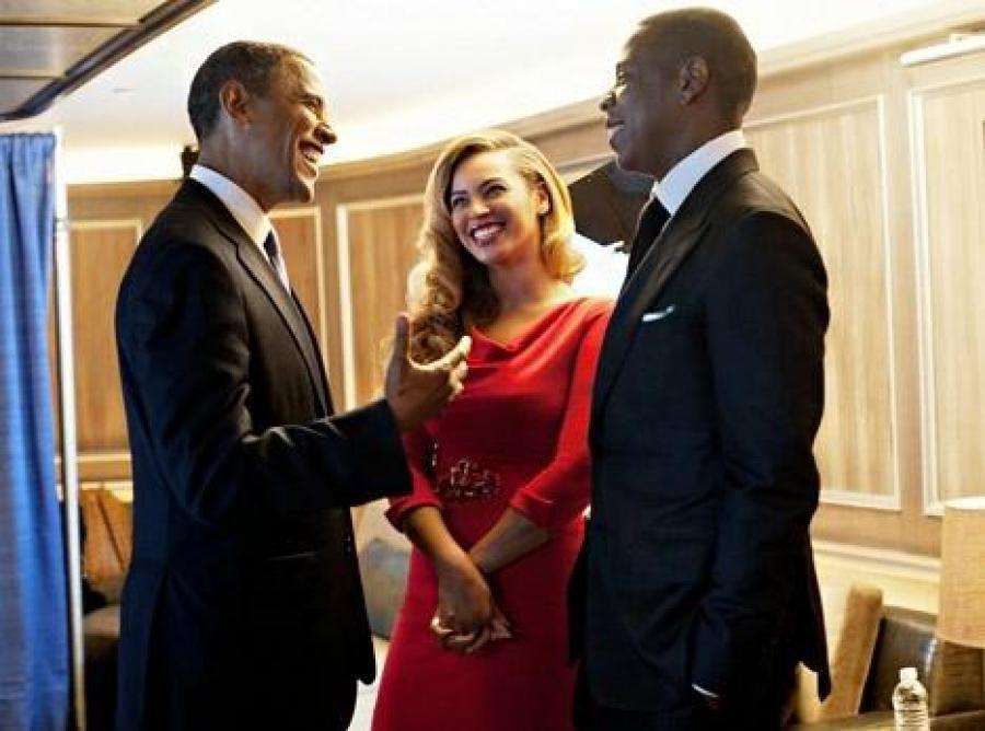 Barack Obama soupçonné d’avoir révélé le s3xe des jumeaux de Jay Z et Beyoncé. Vidéo